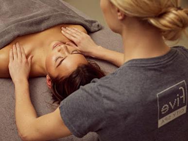  Foto’s van Five City Spa Amsterdam West - Massages En Gezichtsbehandelingen 